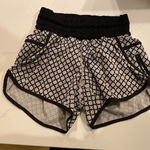 Lululemon Tracker shorts